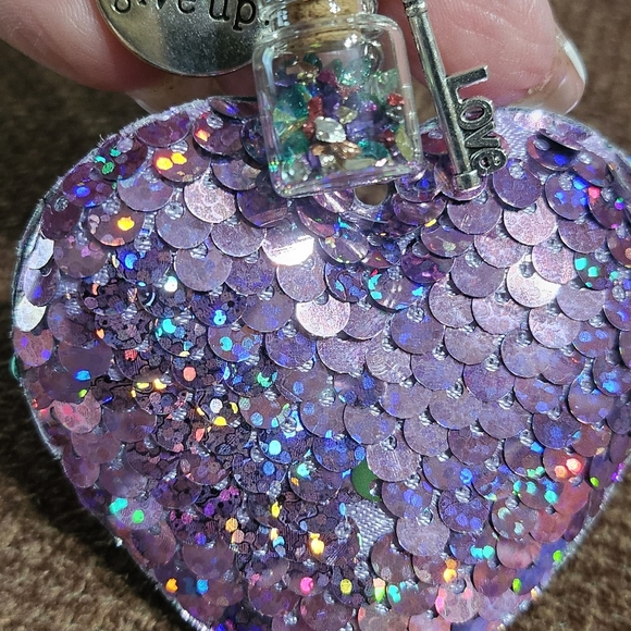 🌺🌺Unique Purse Charm or Keychain - Picture 2 of 2